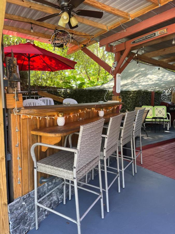 Single Room With Twin Bed On Private Property Eustis Εξωτερικό φωτογραφία